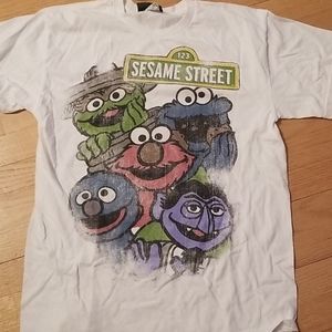 Retro faded Sesame Street t-shirt